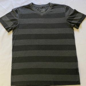 Black and gray men shirt